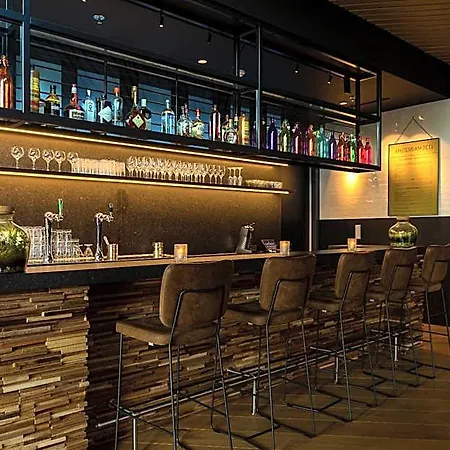 Postillion Hotel 4*