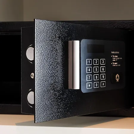 מלון Postillion 4*